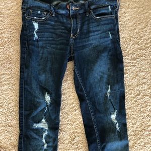 NWOT Distressed Jeans